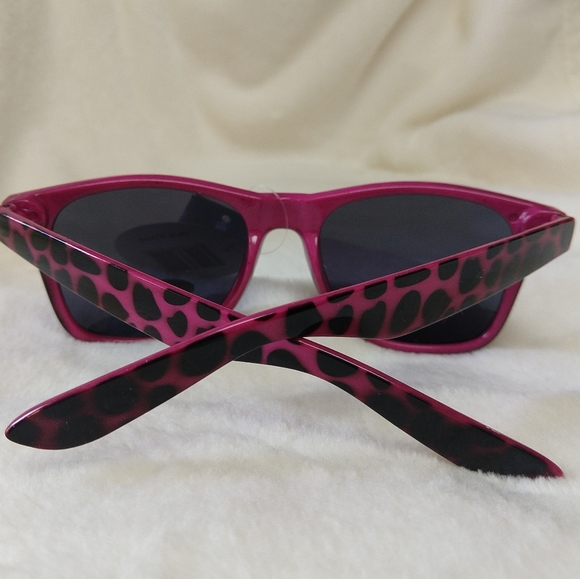 Retro UV 400 Animal Print Sunglasses Purple Pink - Picture 3 of 7